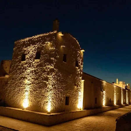 Masseria Ayroldi * オストゥーニ