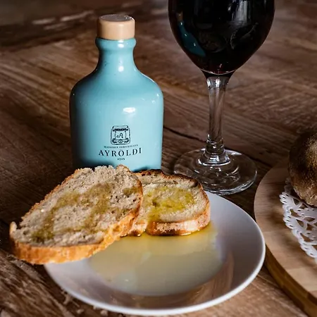 Masseria Ayroldi ファームステイ オストゥーニ