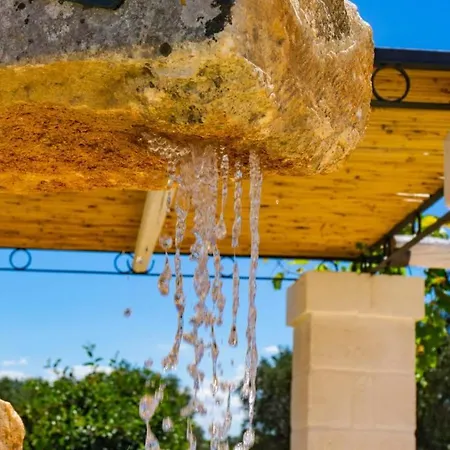 Masseria Ayroldi Farm stay *